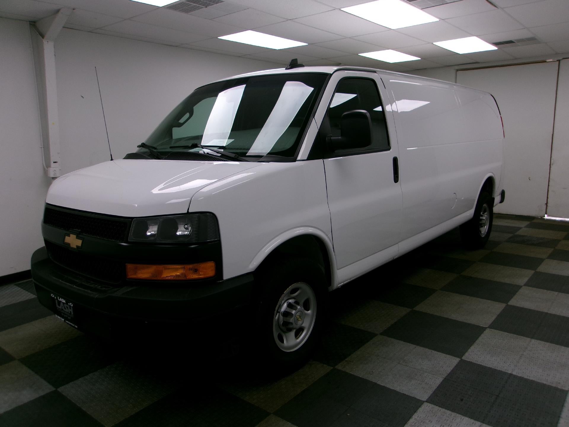 2024 Chevrolet Express Cargo 3500
